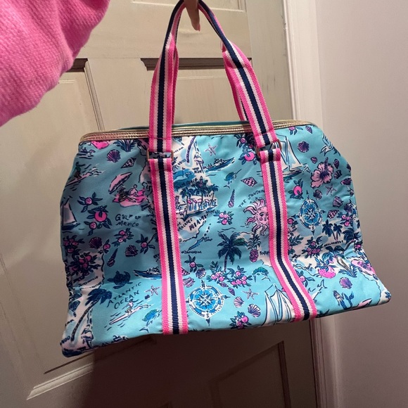 Lilly Pulitzer Weekender Bag - Picture 3 of 6